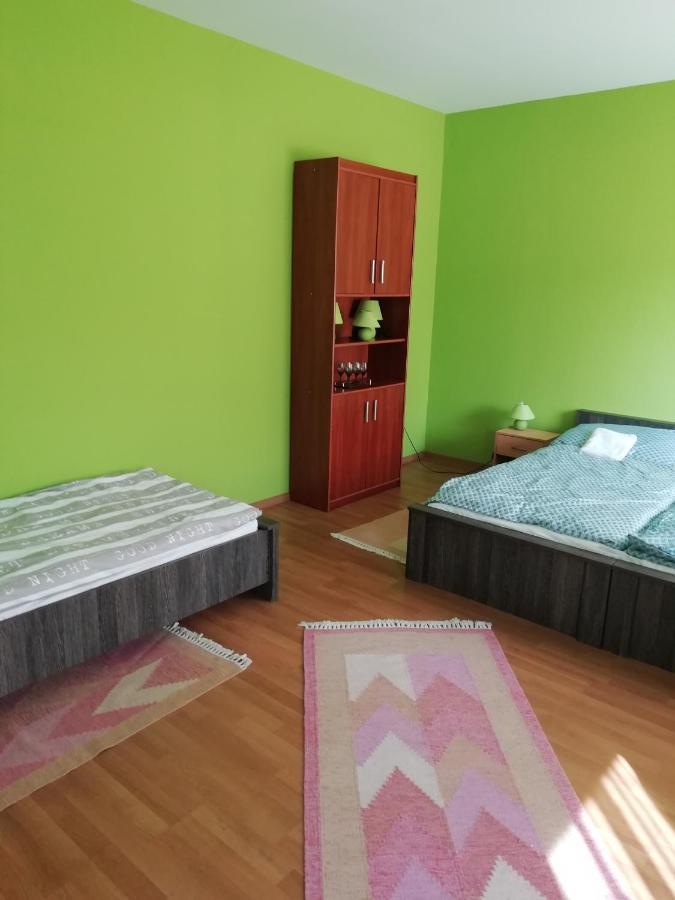 Rokus Apartman Apartment Szeged Bagian luar foto