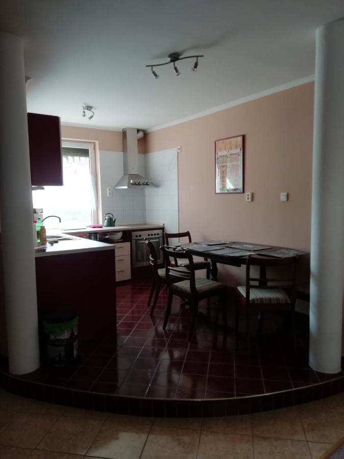 Rokus Apartman Apartment Szeged Bagian luar foto